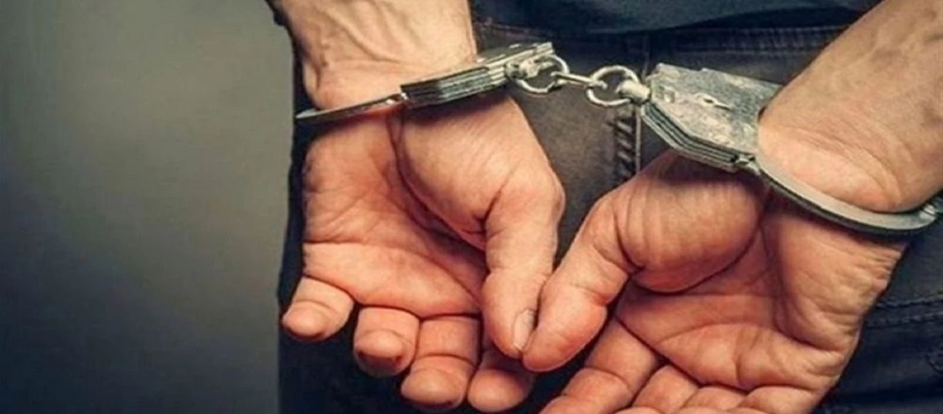 Αγία Παρασκευή: Συνελήφθη νεαρός με γκαζάκια και βενζίνη